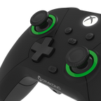 Close-up view of Drakong Challenger wired XBOX controller featuring precision analog sticks, responsive D-pad, and ergonomic design for XBOX Series X|S, XBOX One, and Windows PC